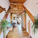 Wood & Stone 3 *