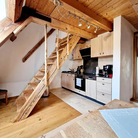 Wood & Stone 3 *
