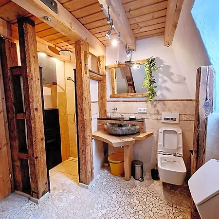 Wood & Stone 3 * دوناوشينغن