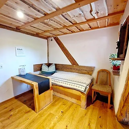Wood & Stone 3 *